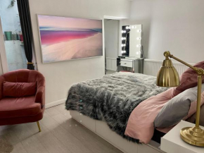 Beautiful studio with outdoor space in Nottinghill